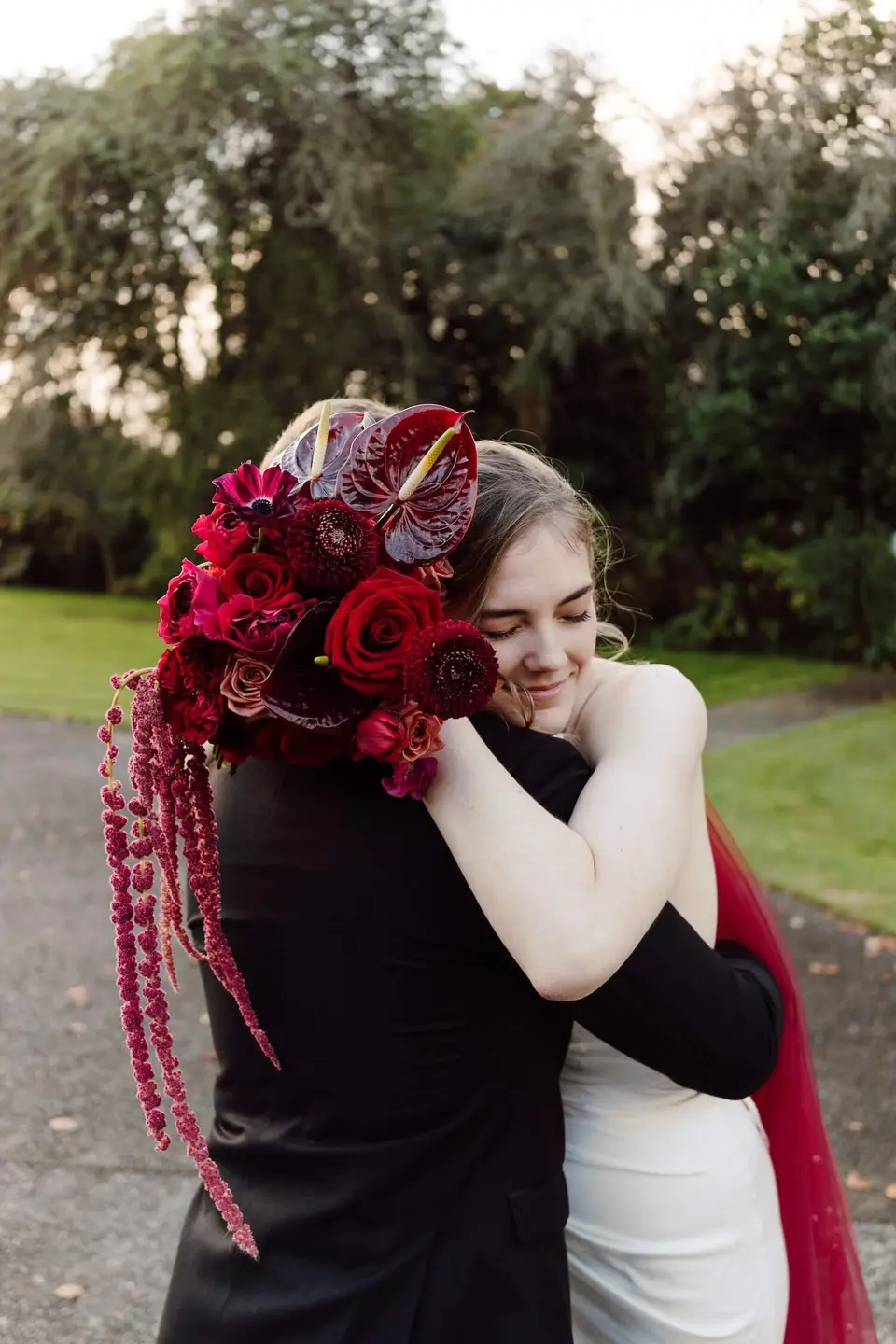 Scarlet Styled Shoot at The Narrows Landing — florals by Willow & Peony