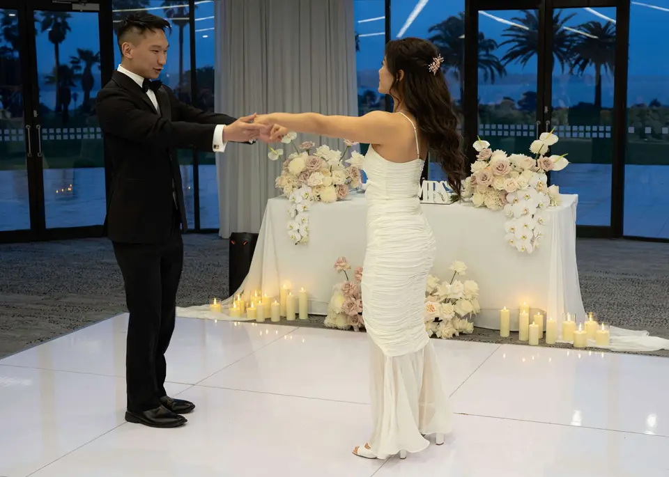 How to Set Your Wedding Flower Budget (and Where the Money Really Goes)