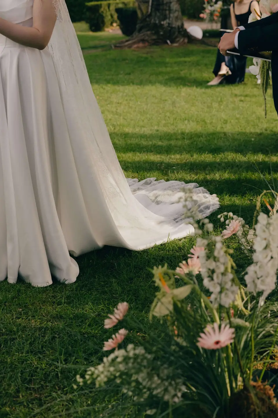 Wedding florals at Allely Estate by Willow & Peony